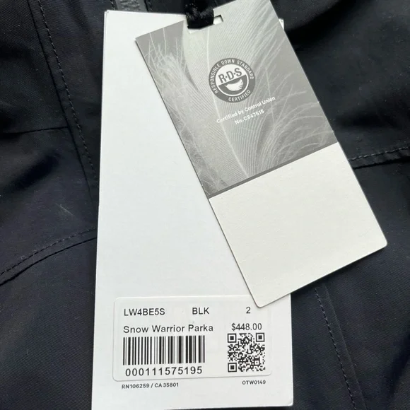 NWT! lululemon Snow Warrior Parka - Size 2 - Picture 4 of 15